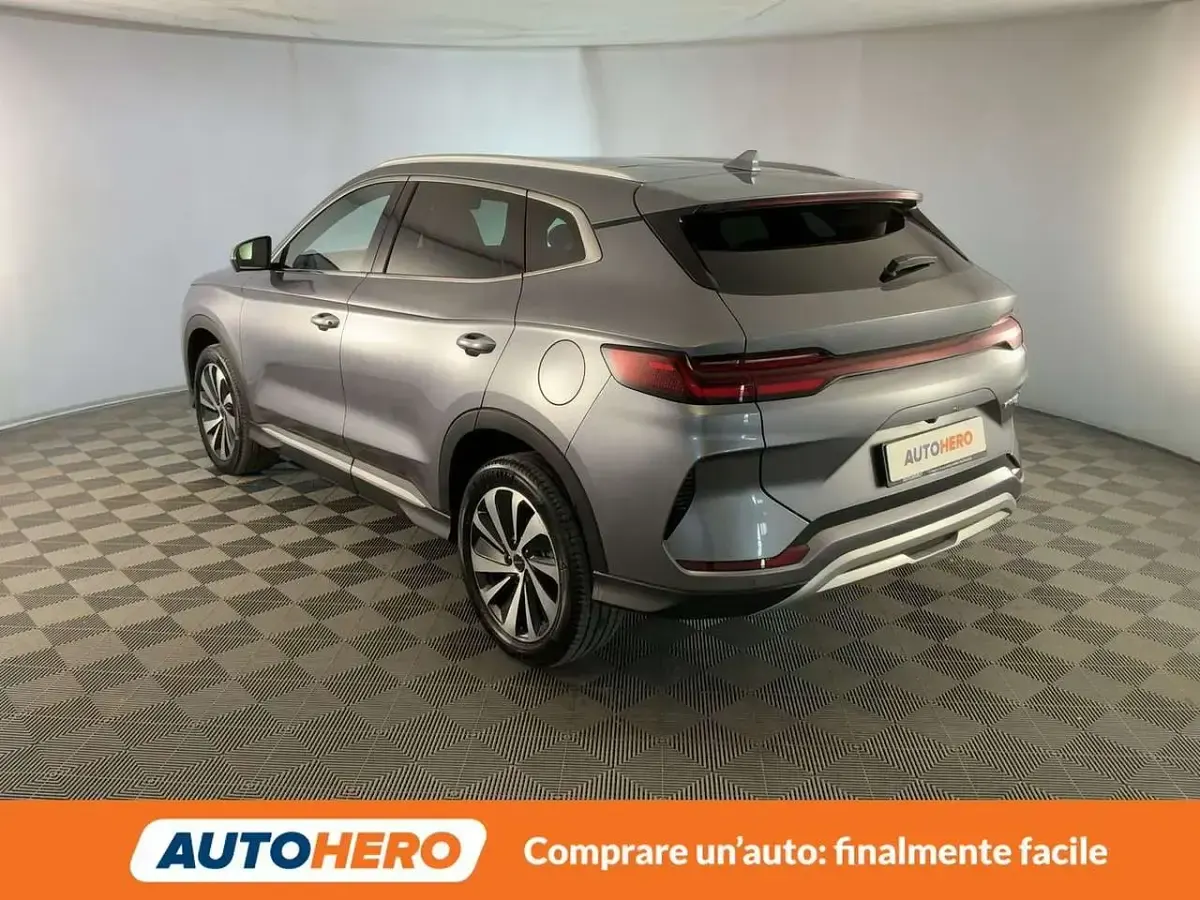 Usata BYD Seal U Boost 218 CV (160 kW) 2025 Grigio SUV