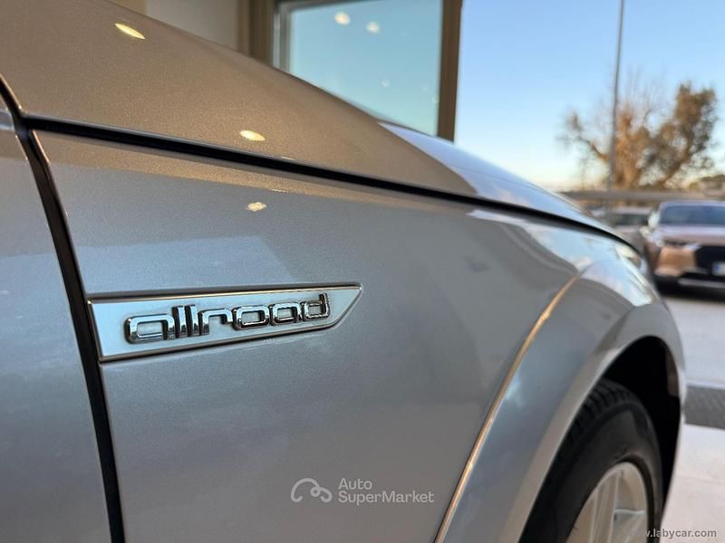 Usata Audi A4 Business 190 CV (139 kW) 2018 Gray Berlina