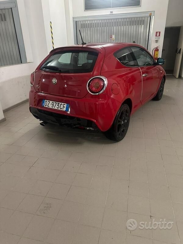 Gebraucht Alfa Romeo MiTo 120 PS (88 kW) 2009 Rot Kleinwagen