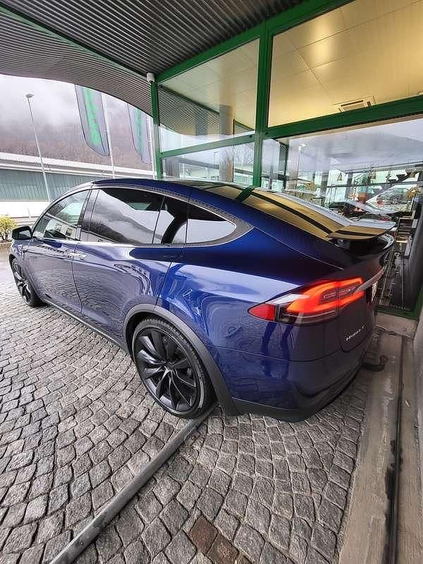 Usata Tesla Model X 386 kW (525 CV) 2017 Blu/azzurro SUV