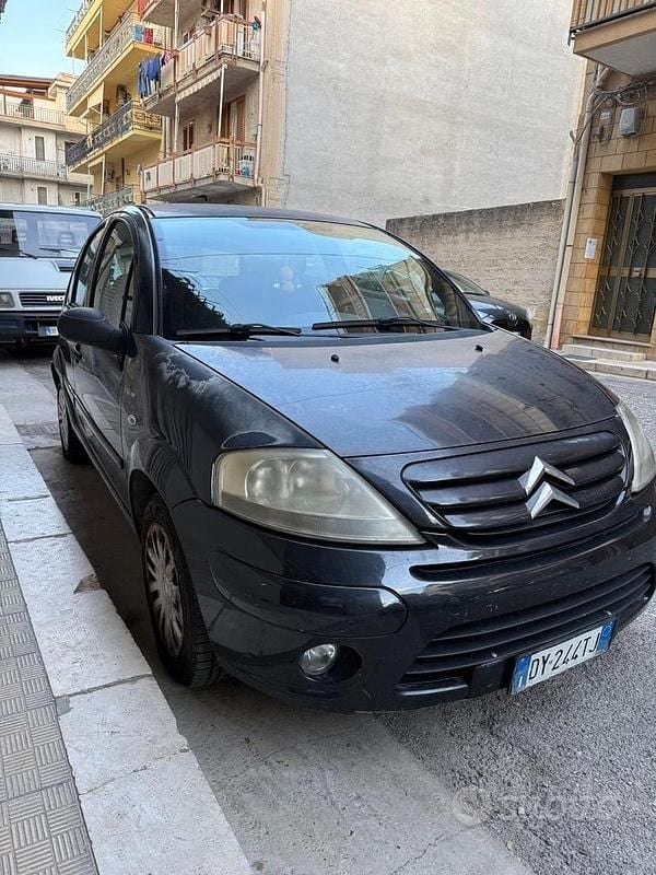 Nero Usata 2009 Citroën C3 Utilitaria | 1900 € (Ottimo prezzo) - Immagine 1/4