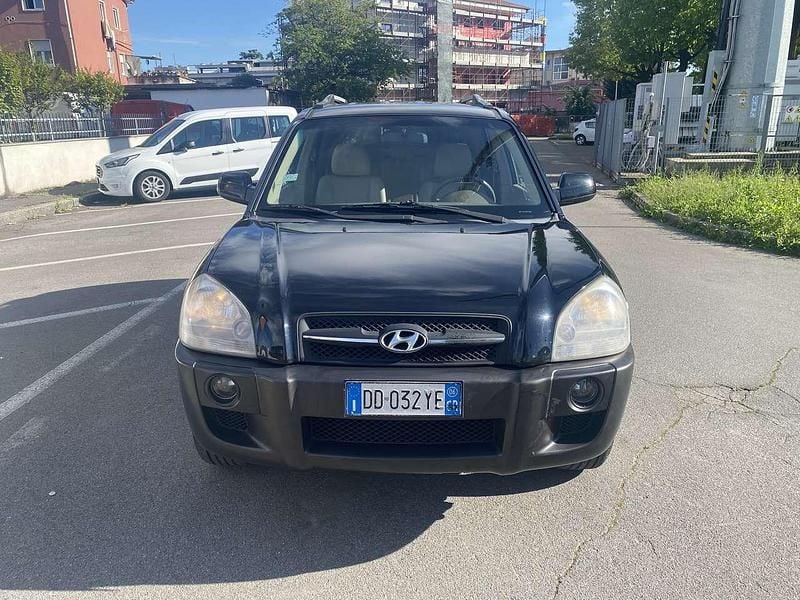 Usata Hyundai Tucson Dynamiq 141 CV (103 kW) 2006 Nero SUV