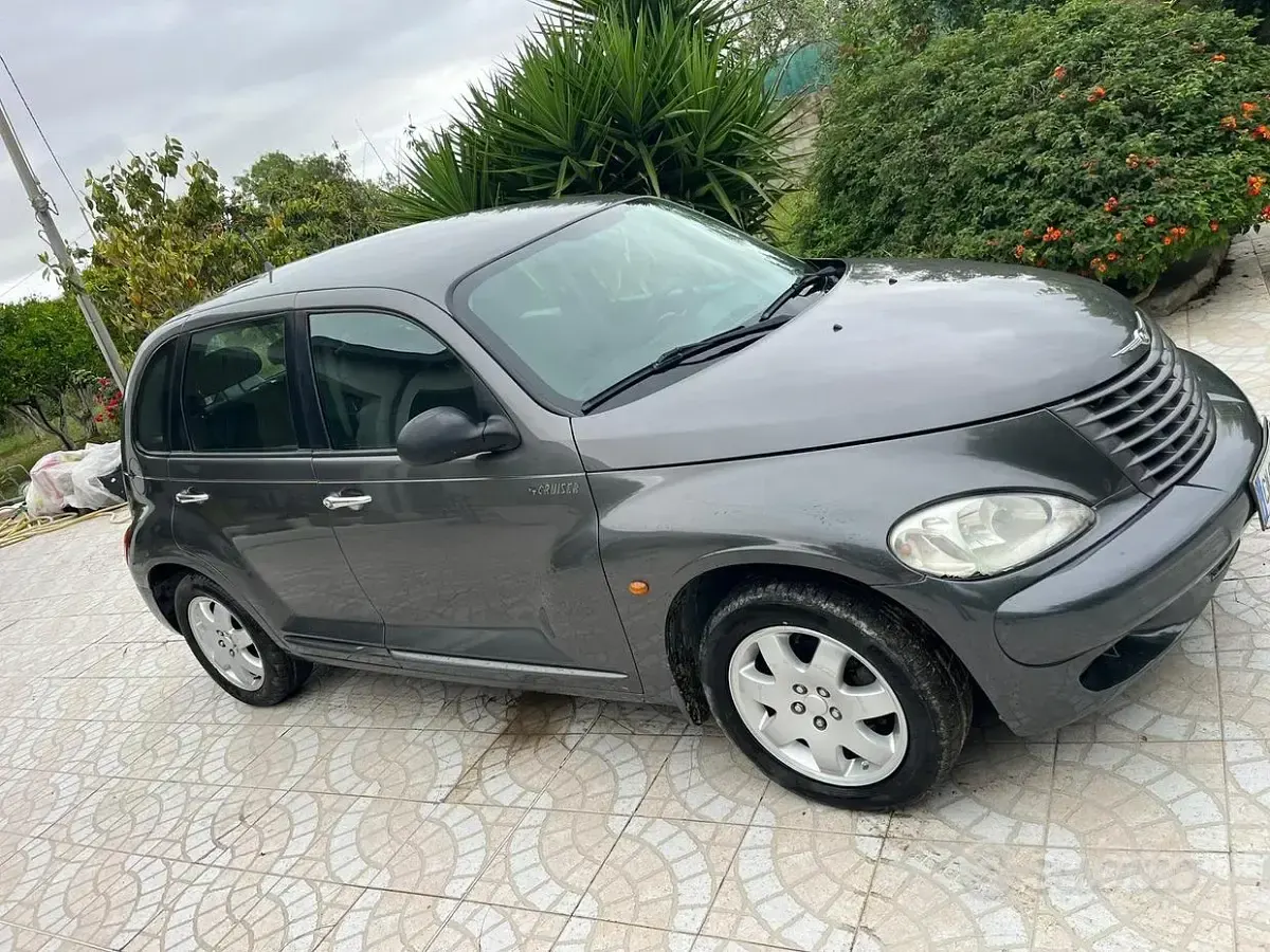 Usata Chrysler PT Cruiser 150 CV (110 kW) 2005 Grigio Berlina