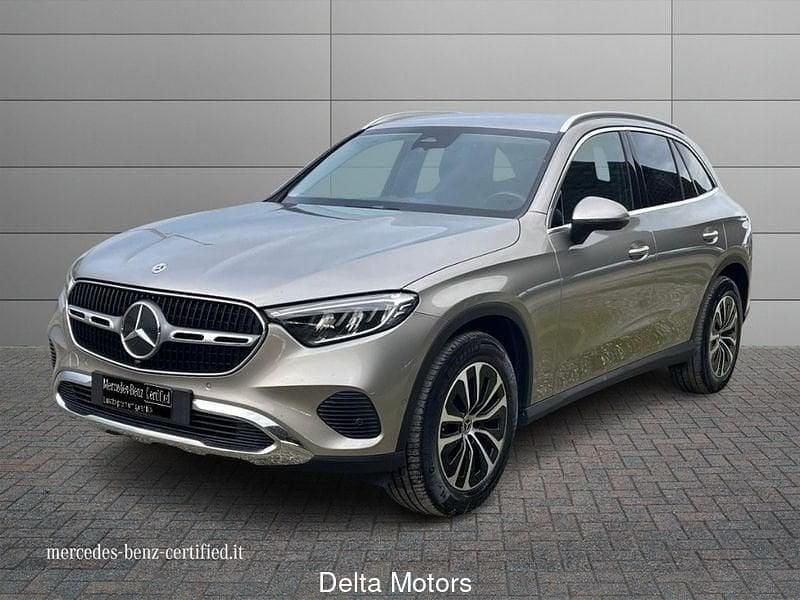 Usata Mercedes GLC220 Advanced 197 CV (144 kW) 2023 Gray SUV