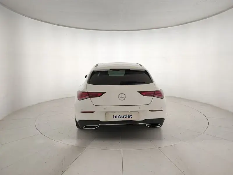 Usata Mercedes CLA180 Shooting Brake 116 CV (85 kW) 2021 Bianco Station wagon