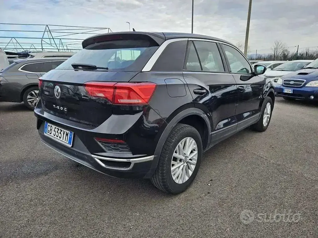 Usata VW T-Roc Business 116 CV (85 kW) 2020 Grigio SUV