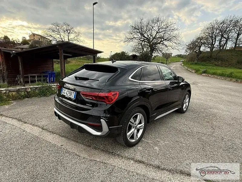 Usata Audi Q3 Sportback S-Line 200 CV (147 kW) 2021 SUV