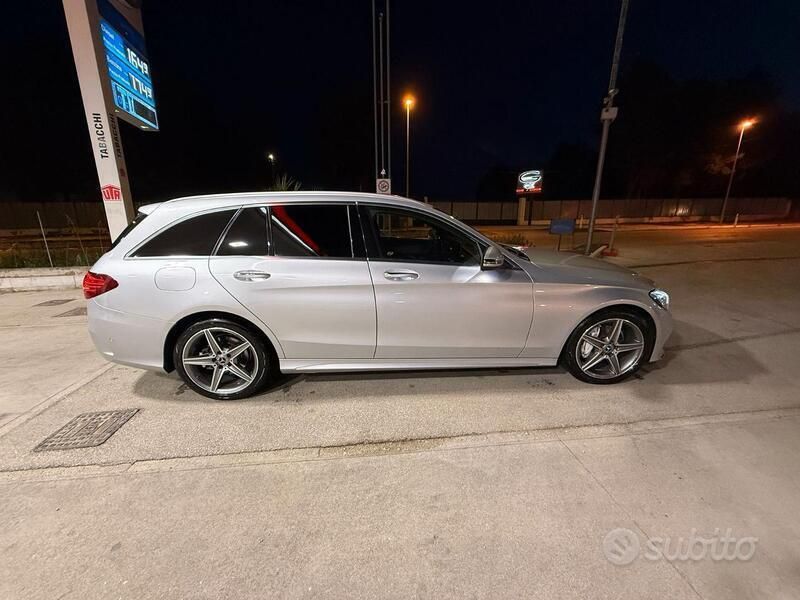 Usata Mercedes C220 194 CV (142 kW) 2018 Grigio Station wagon