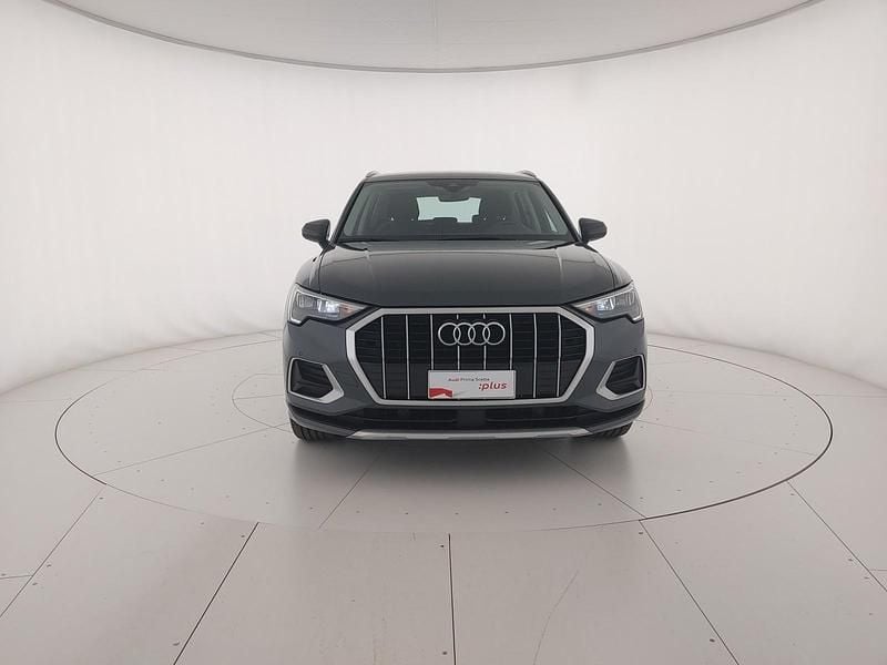 Usata Audi Q3 Advanced 150 CV (110 kW) 2021 Grigio atomico metallizzato SUV