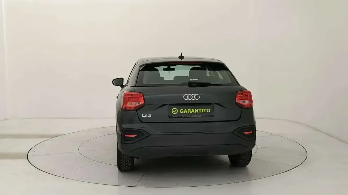 Usata Audi Q2 116 CV (85 kW) 2022 Grigio SUV