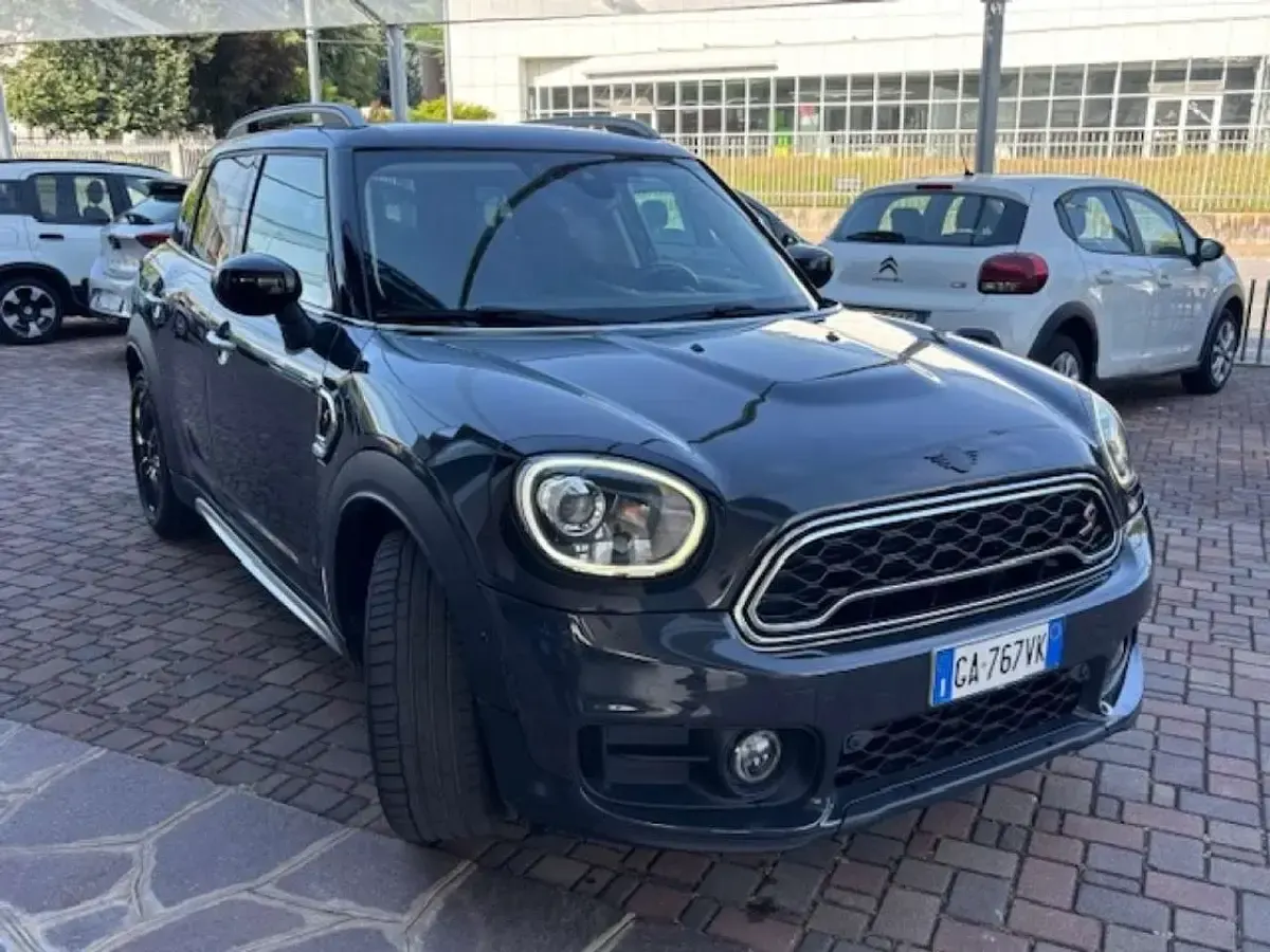 Usata Mini Cooper SD Countryman Hype 190 CV (139 kW) 2020 Grigio scuro SUV