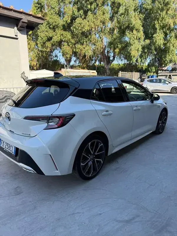 Usata Toyota Corolla Lounge 184 CV (135 kW) 2019 Berlina