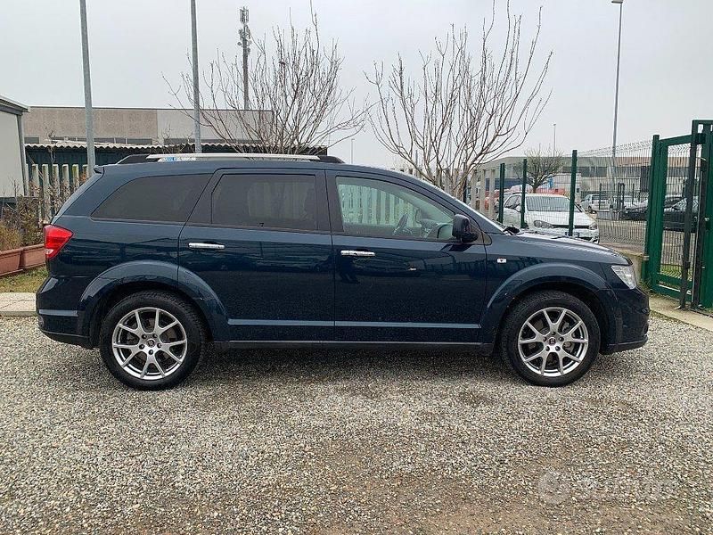 Usata Fiat Freemont Lounge 170 CV (125 kW) 2013 Blu SUV