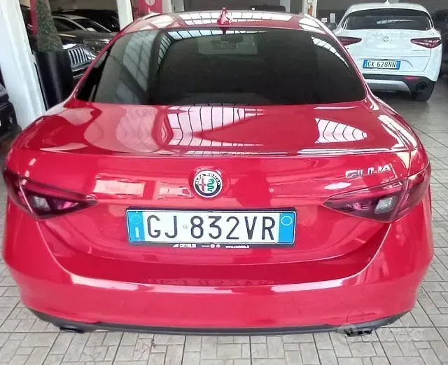 Usata Alfa Romeo Giulia Sprint 190 CV (139 kW) 2022 Rosso Berlina