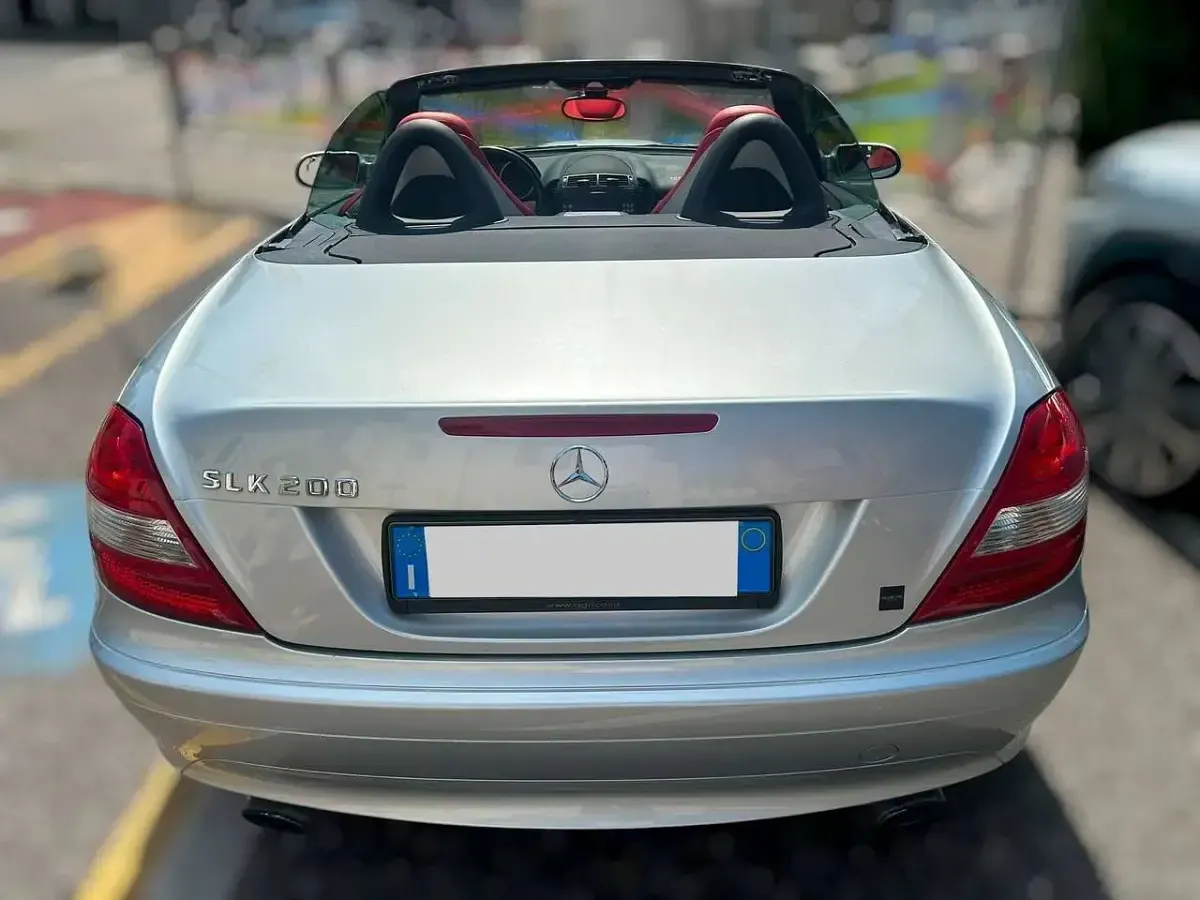 Usata Mercedes SLK200 163 CV (119 kW) 2006 Grigio Cabrio