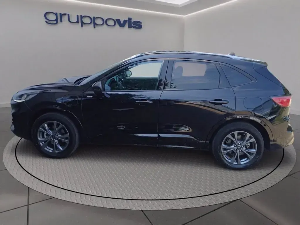 Usata Ford Kuga ST-Line 225 CV (165 kW) 2023 Nero metallizzato SUV