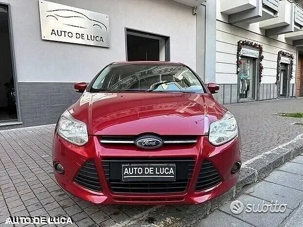 Begagnad Ford Focus Titanium 95 HK (69 kW) 2013 Svart Kombi