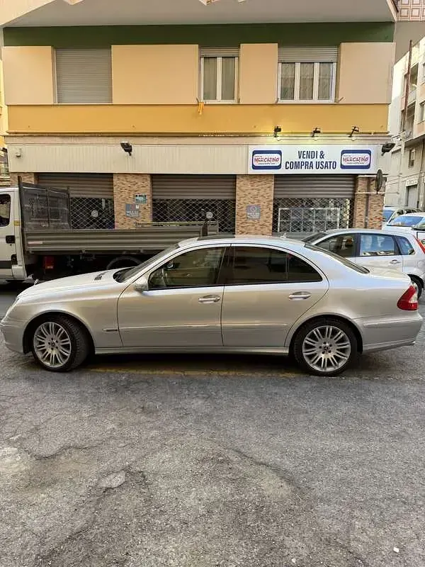 Usata Mercedes E280 Elegance 231 CV (169 kW) 2008 Berlina