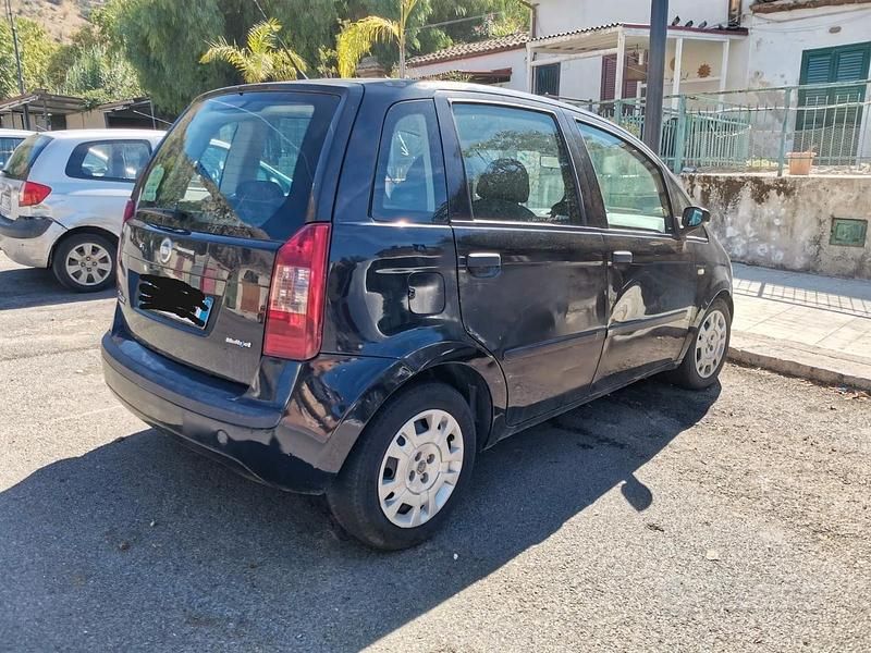 Usata Fiat Idea 90 CV (66 kW) 2007 Nero Monovolume