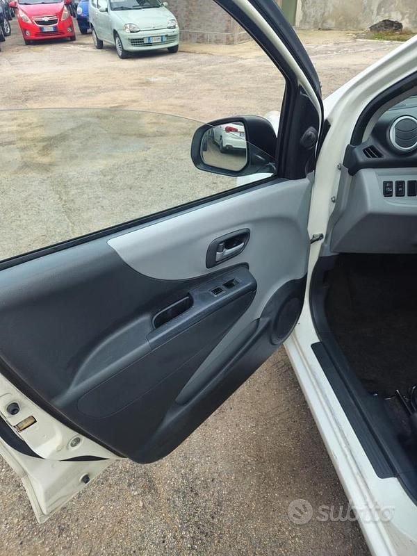 Usata Suzuki Alto GLX 67 CV (49 kW) 2010 Bianco Utilitaria