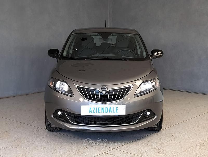 Usata Lancia Ypsilon Gold 94 CV (69 kW) 2023 Bianco Utilitaria