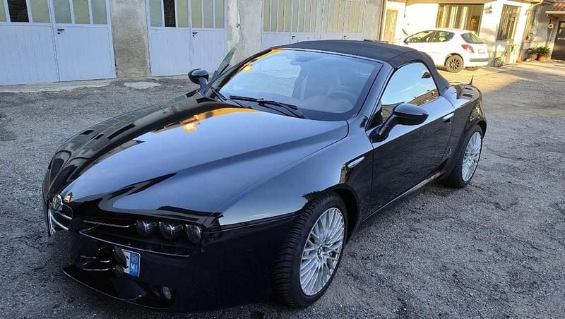 Usata Alfa Romeo Spider Exclusive 200 CV (147 kW) 2007 Nero Cabrio