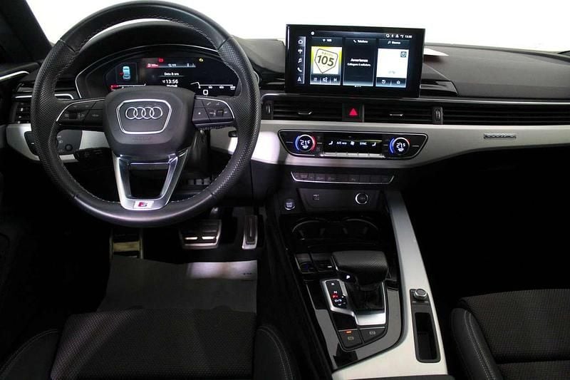 Usata Audi A5 S-Line 204 CV (150 kW) 2024 Grigio daytona perlato Berlina