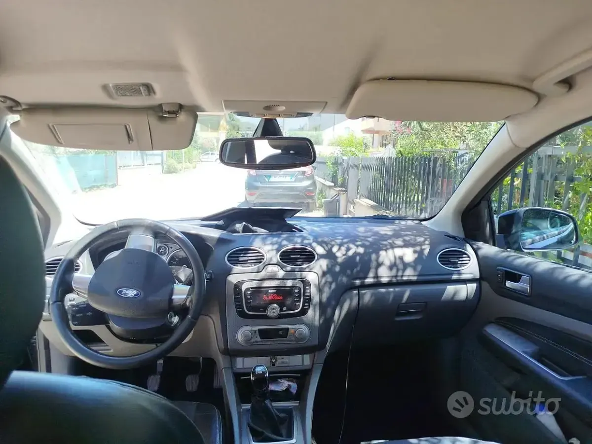 Usata Ford Focus Titanium 90 CV (66 kW) 2008 Nero Station wagon