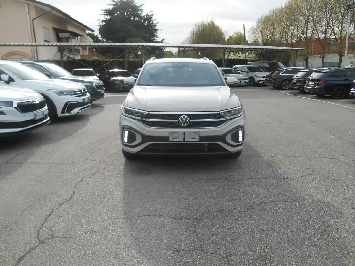 Usata VW T-Roc Cabriolet R-line 150 CV (110 kW) 2025 Ascot SUV