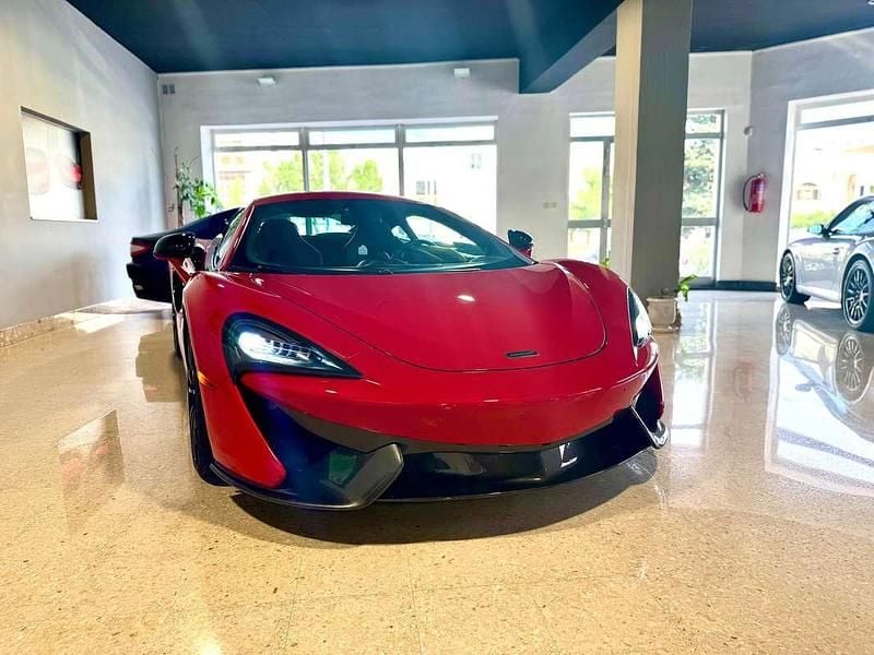 Usata McLaren 570S 570 CV (419 kW) 2016 Rosso Coupé