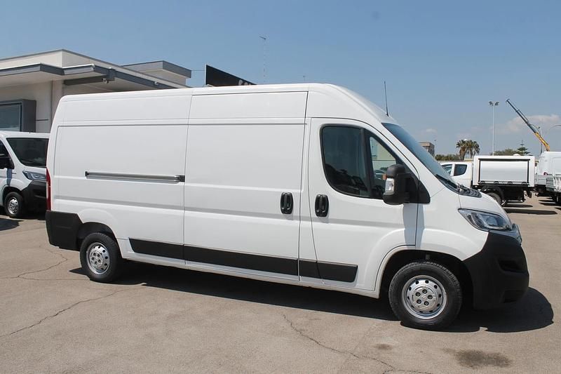 Usata Citroën Jumper 140 CV (102 kW) 2020 Bianco Monovolume