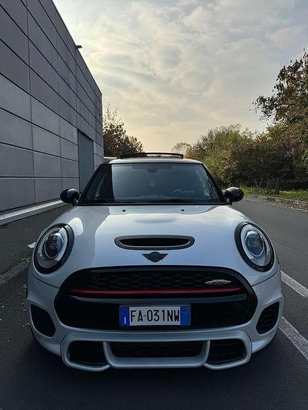 Usata Mini John Cooper Works Sport 231 CV (169 kW) 2015 Utilitaria
