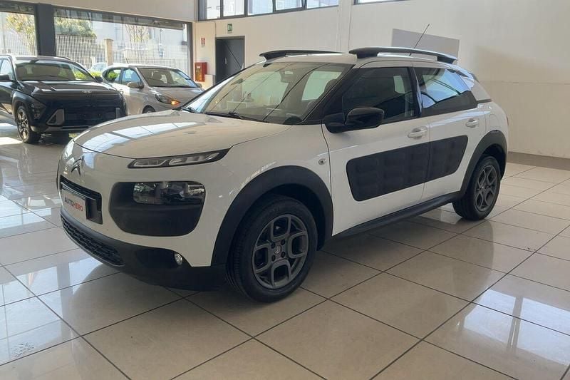 Usata Citroën C4 Cactus Feel 100 CV (73 kW) 2017 Utilitaria