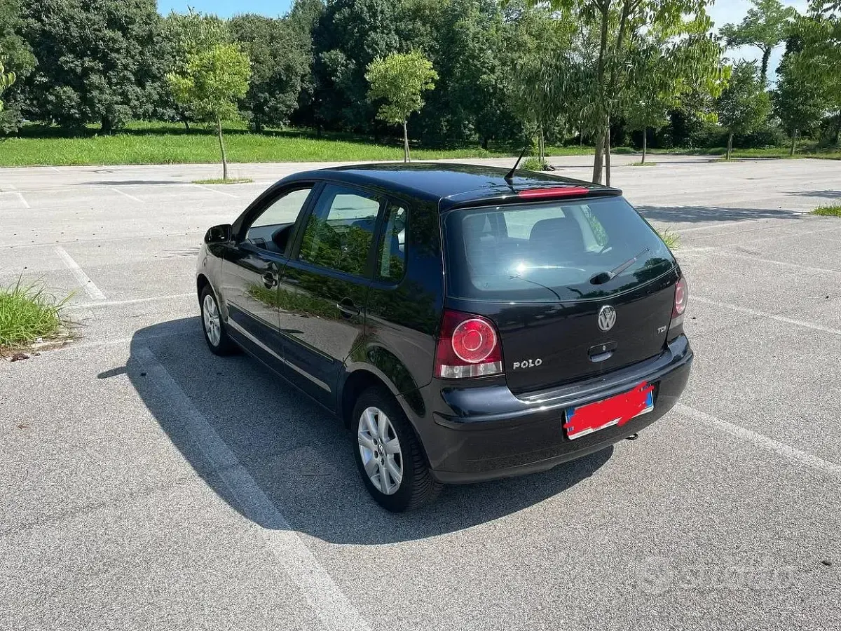 Usata VW Polo 75 CV (55 kW) 2006 Nero Utilitaria