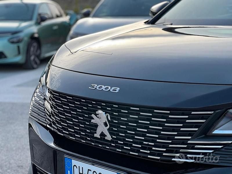 Usata Peugeot 3008 Active 131 CV (96 kW) 2021 Nero SUV