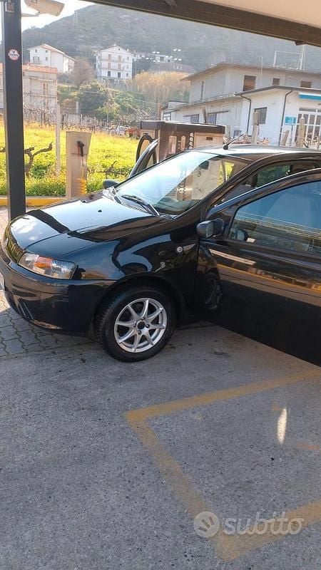 Usata Fiat Punto 2002 Utilitaria