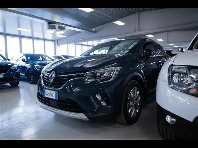 Usata Renault Captur Intens 160 CV (117 kW) 2021 Blu SUV