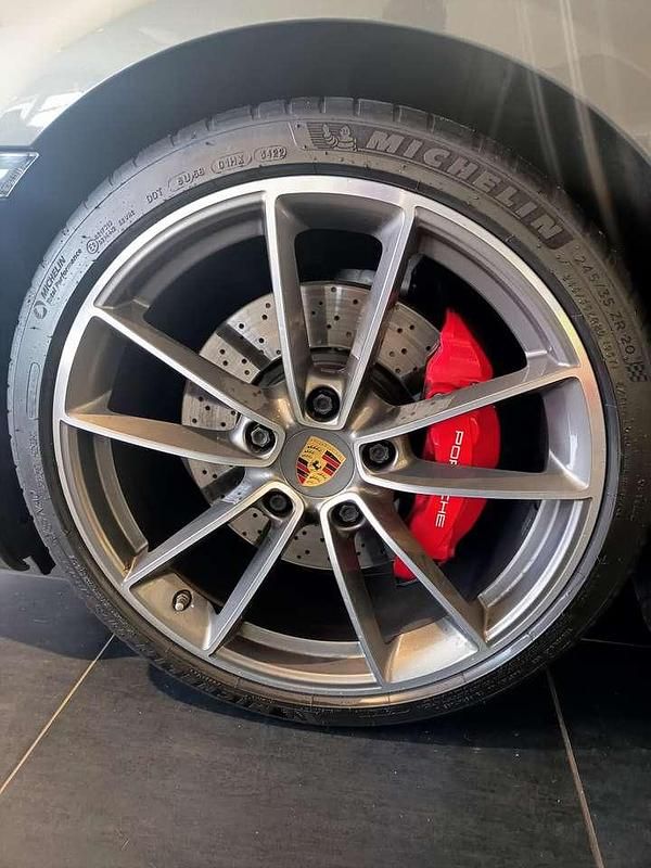 Usata Porsche 911 Carrera S Cabriolet 450 CV (330 kW) 2019 Verde aventurine metallizzato Cabrio