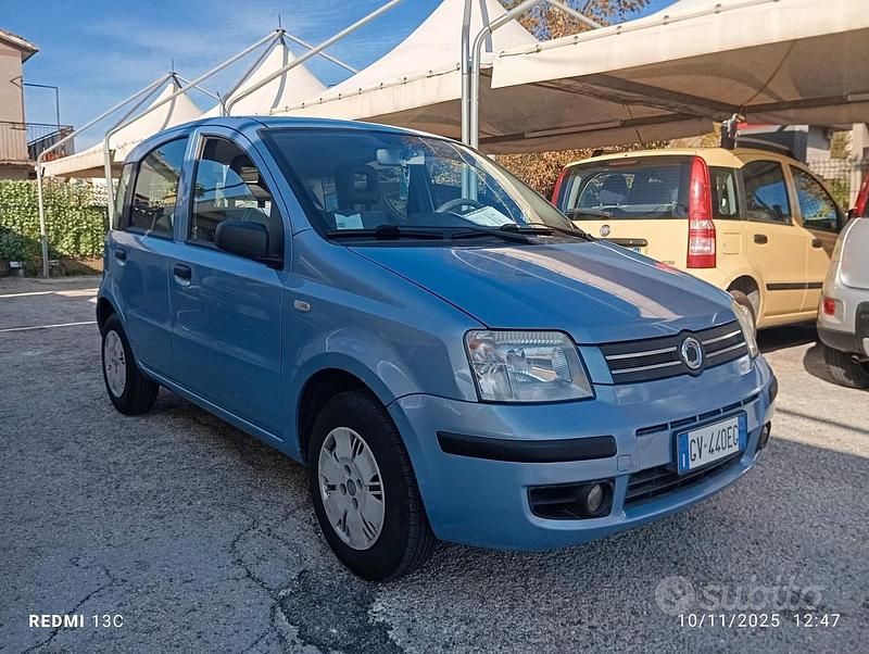 Blu Usata 2008 Fiat Panda Tre volumi | 4200 € (Buon prezzo) - Immagine 1/4