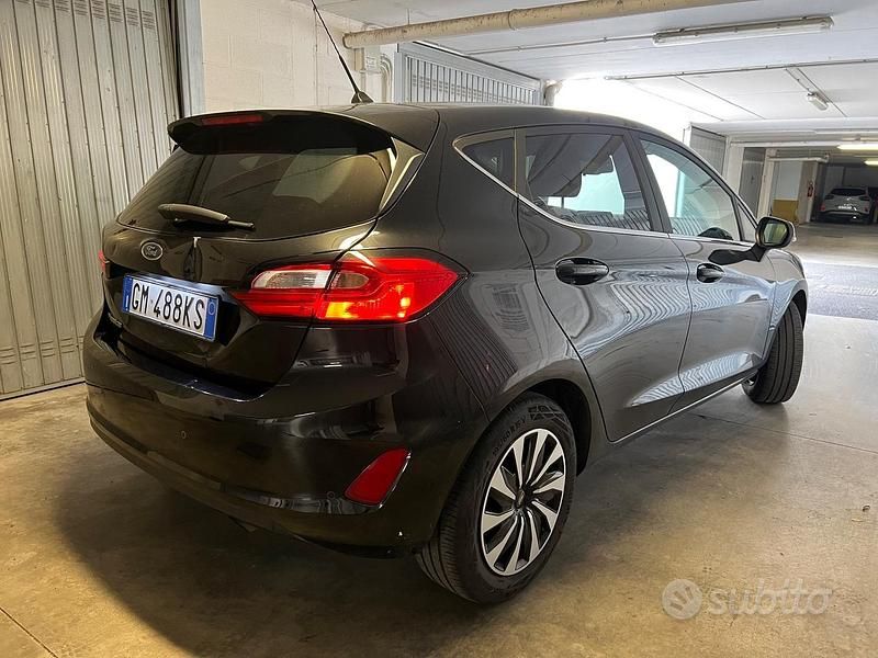 Usata Ford Fiesta Titanium 75 CV (55 kW) 2022 Nero Utilitaria