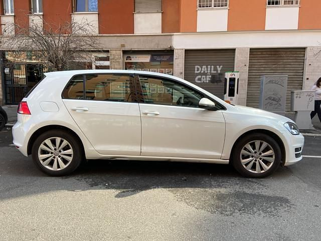 Usata VW Golf VII Highline 110 CV (80 kW) 2016 Bianco Berlina