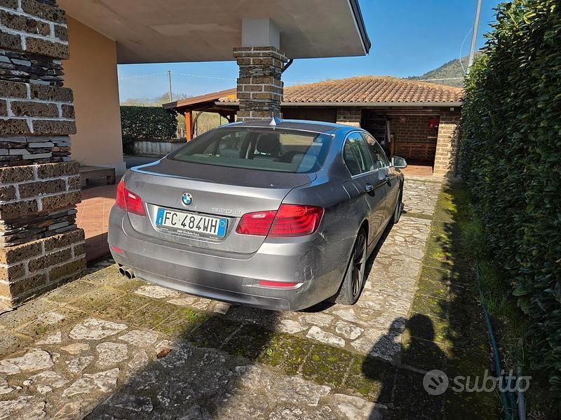 Usata BMW 520 2016 Grigio Berlina