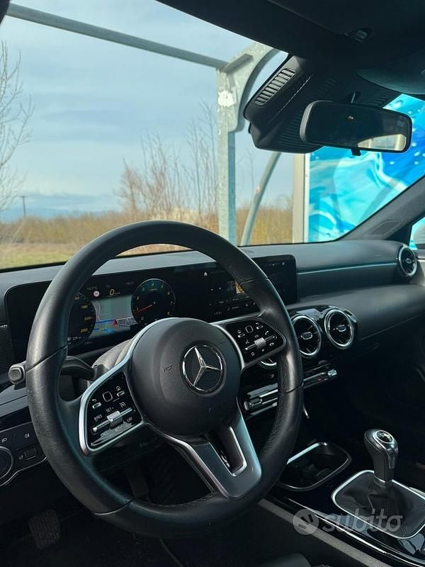 Usata Mercedes A180 136 CV (100 kW) 2020 Bianco Berlina