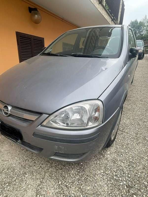 Usata Opel Corsa 75 CV (55 kW) 2003 Utilitaria