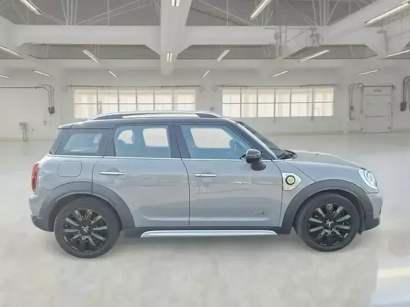 Usata Mini Cooper Countryman Business 125 CV (91 kW) 2021 SUV