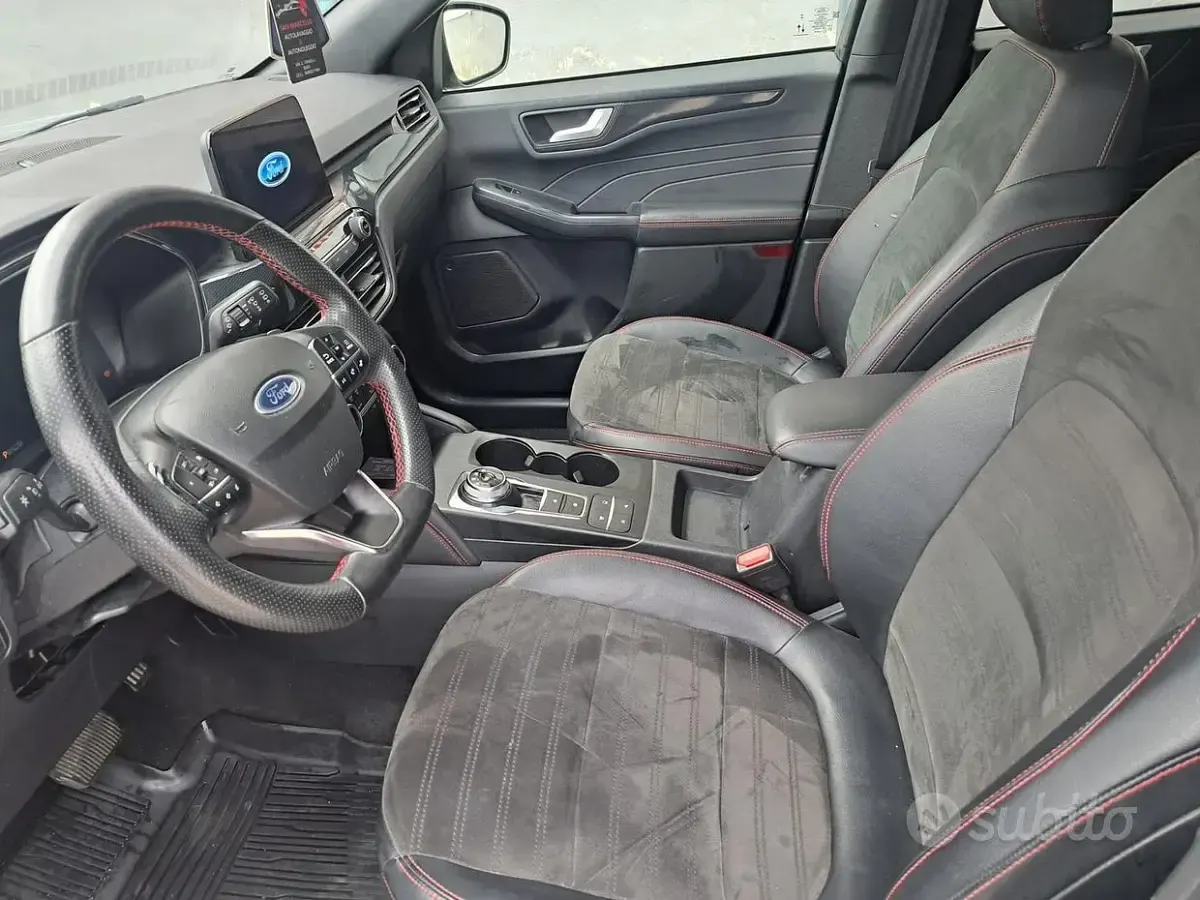 Occasion Ford Kuga ST 120 PK (88 kW) 2023 Grijs SUV
