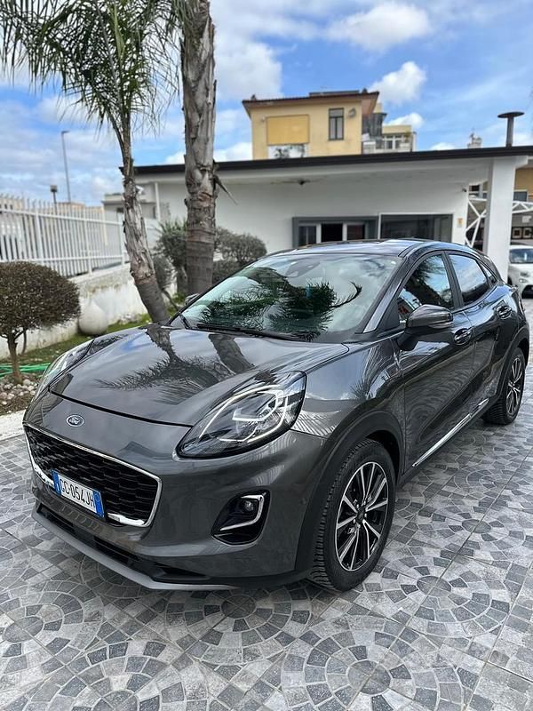 Usata Ford Puma 125 CV (91 kW) 2020 Grigio SUV