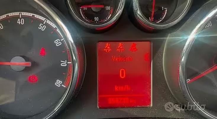 Usata Opel Meriva S 120 CV (88 kW) 2014 Grigio Monovolume