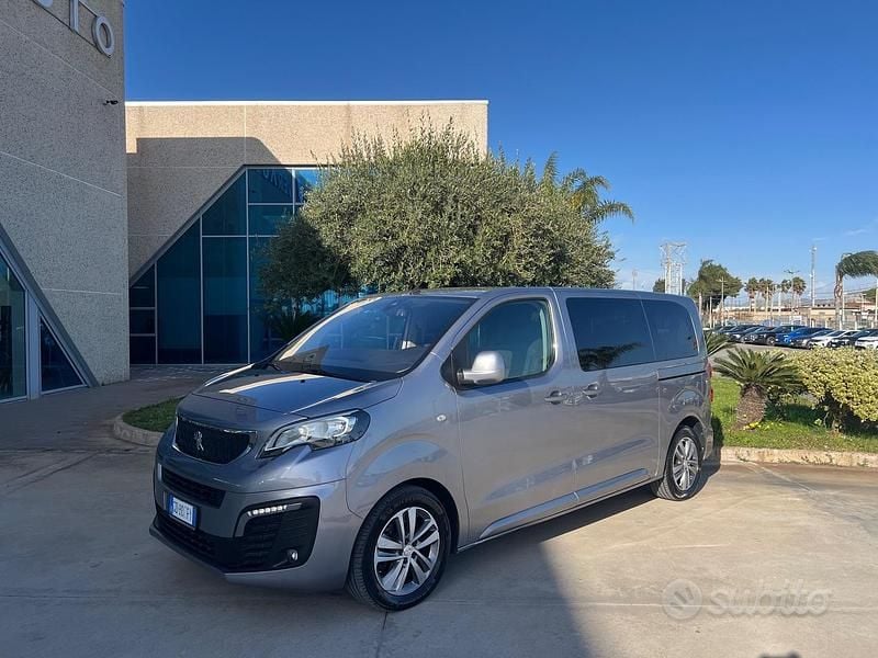 Usata Peugeot Traveller Active 177 CV (130 kW) 2021 Grigio Monovolume