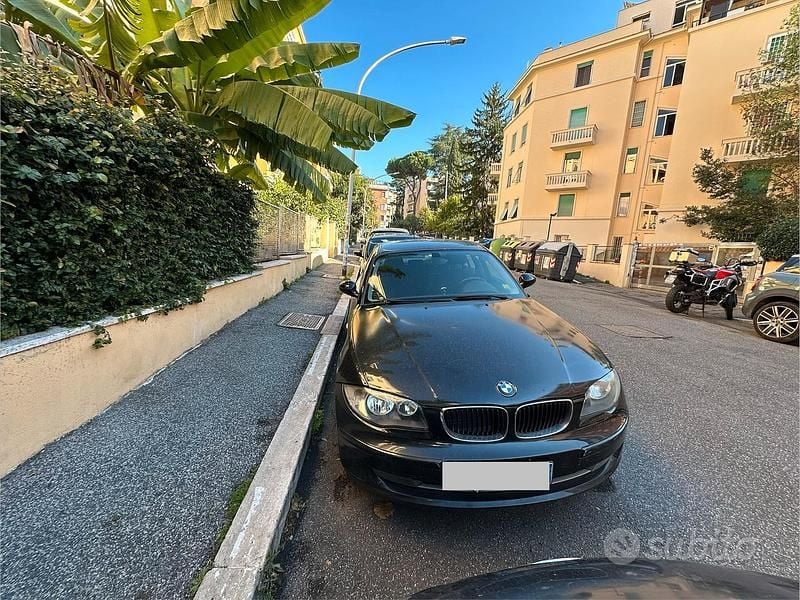 Usata BMW 118 143 CV (105 kW) 2007 Nero Utilitaria
